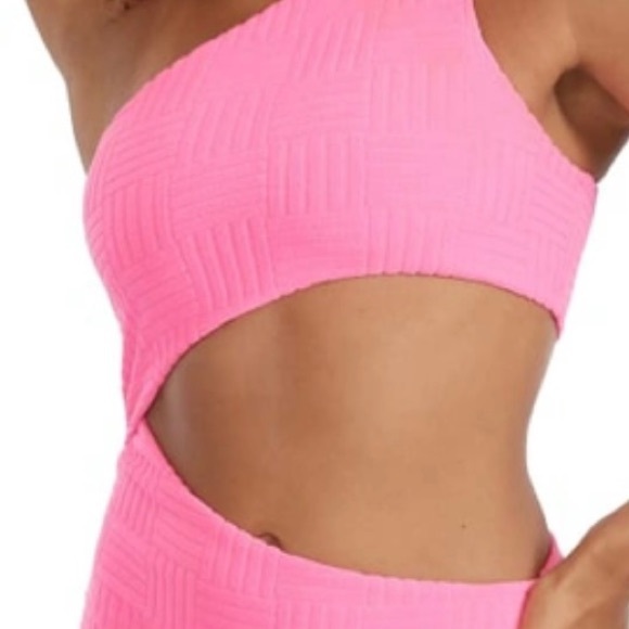 NWT BEACHRIOT CELINE ONE PIECE  COLOR -!BRIGHT PINK - Picture 5 of 7